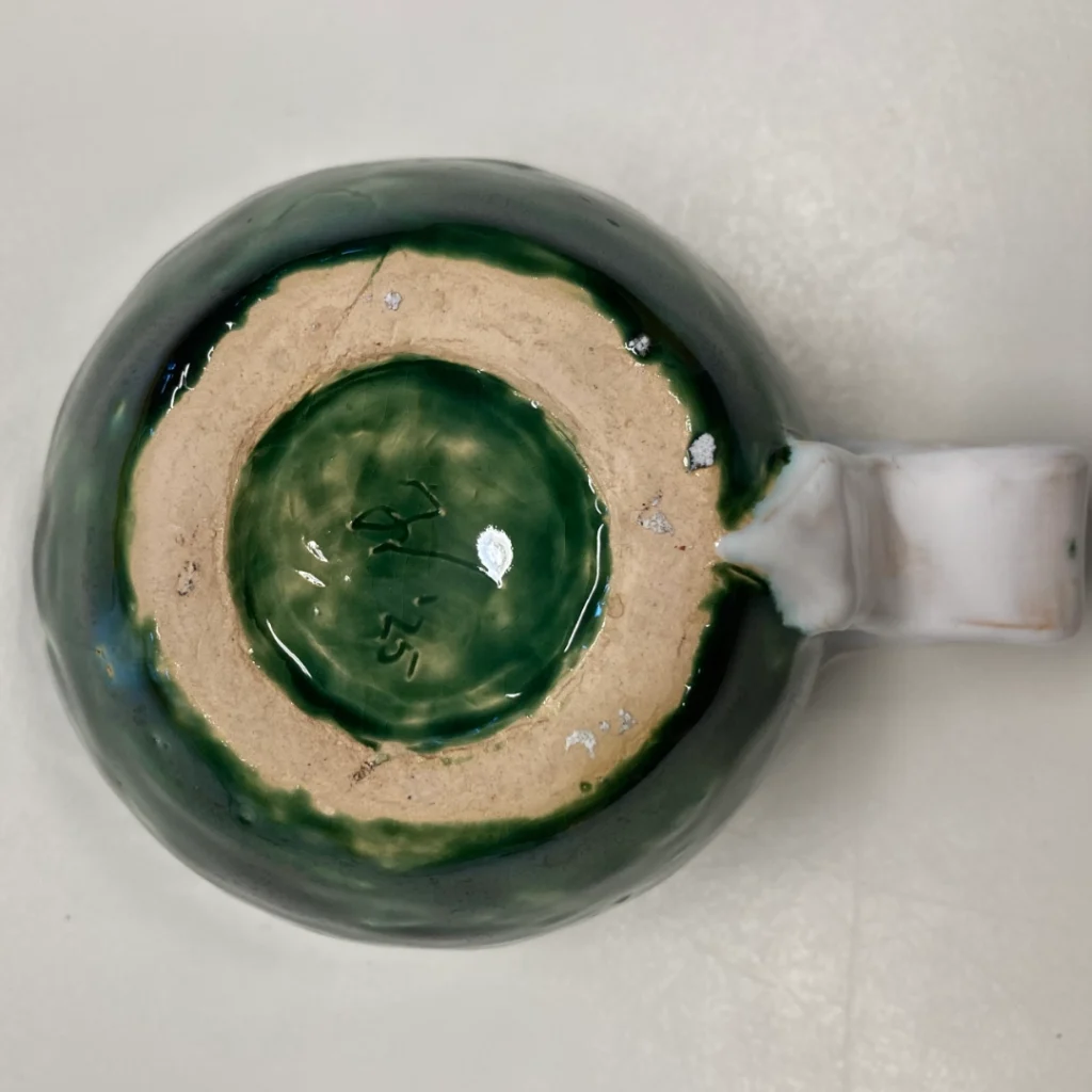 Untersicht kleine Tasse, Baum, 2025